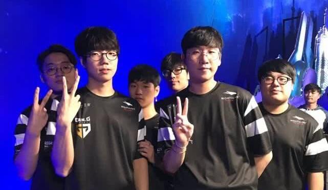 和评论员的 和评论员的