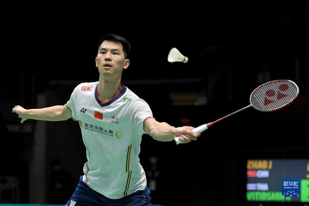 进入赛场的 进入赛场的