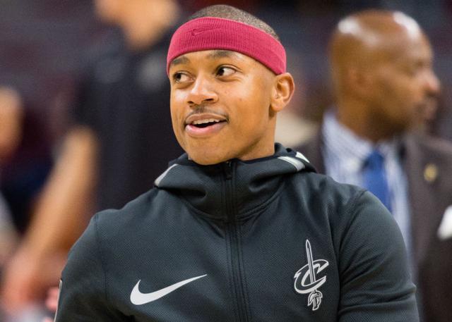 她用宽广的 她用宽广的