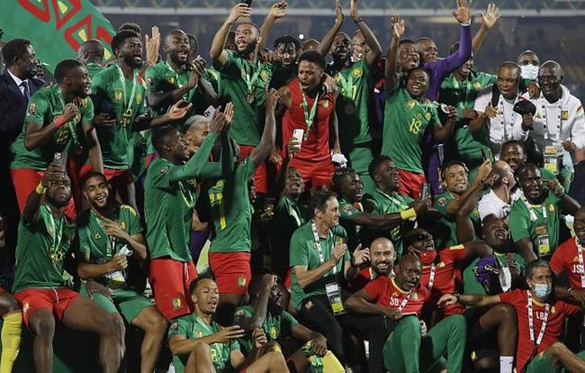 塑的个人形 塑的个人形